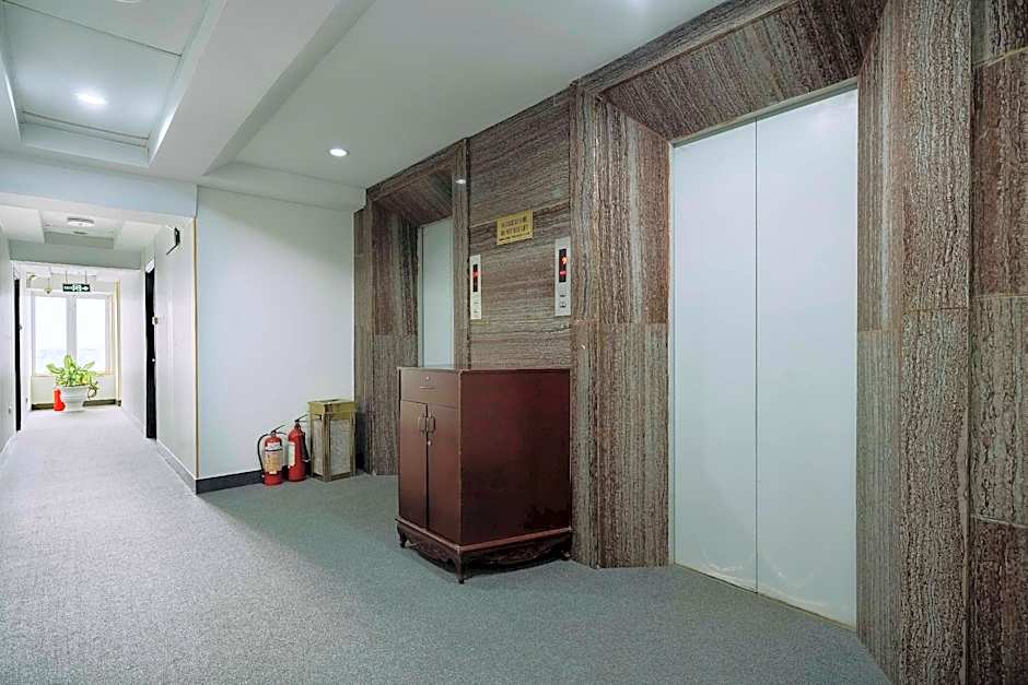 Hoang Long Hotel - Hai Phong City Center