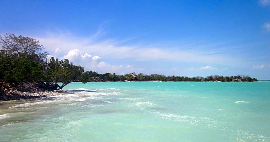 Capital O Oxtankah,chetumal bay