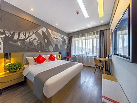 Thank Hotel Shanxi Hanzhong Xixiang County No. 1 Middle School Railway Station