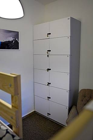 6-Bed Mixed Dormitory Room