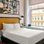 Sonder by Marriott Bonvoy Jewelers Row Apartments Millenium Park