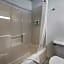 Country Inn & Suites by Radisson, Watertown, SD