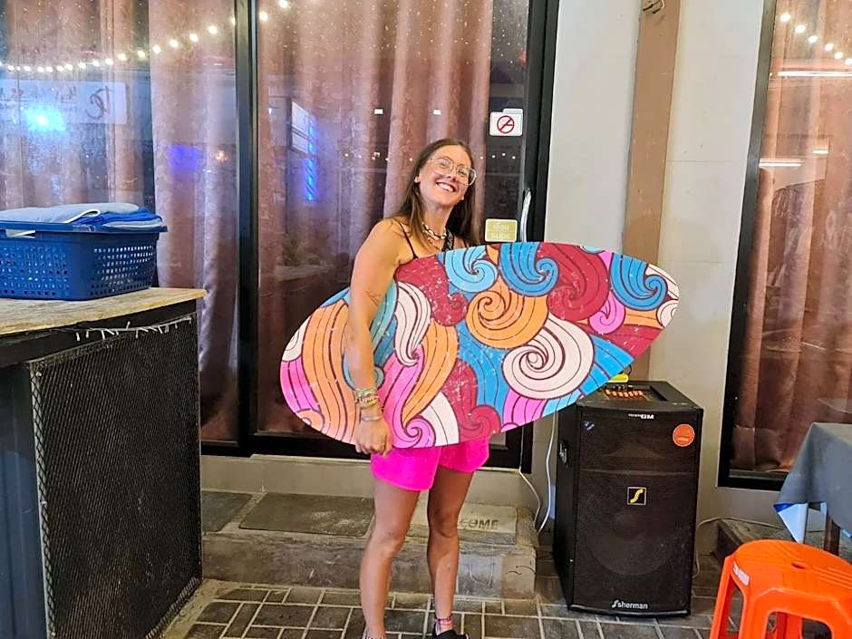 The Rendezvous Fullmoon Hostel