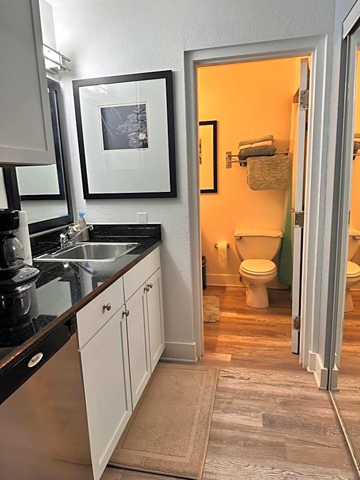 Perfect getaway with pool, hot tub and world class views