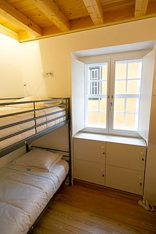 Bed in 4-Bed Mixed Dormitory Room