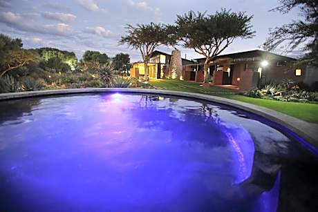 Liedjiesbos Urban Olive Farm