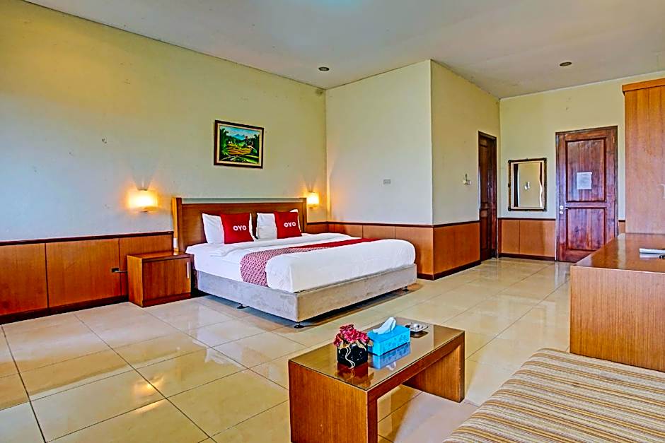 OYO 90947 Hotel Sarbini