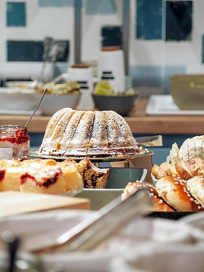 Levy's Rooms & Breakfast
