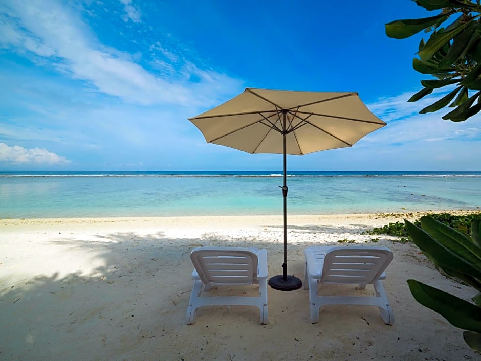 The White Harp Beach Hotel