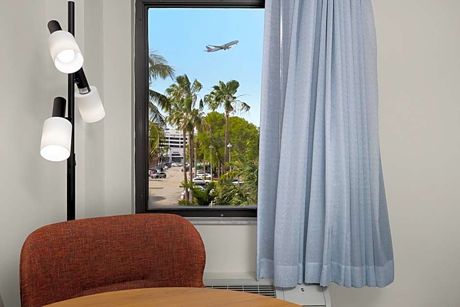 Hampton Inn By Hilton Miami-Airport West