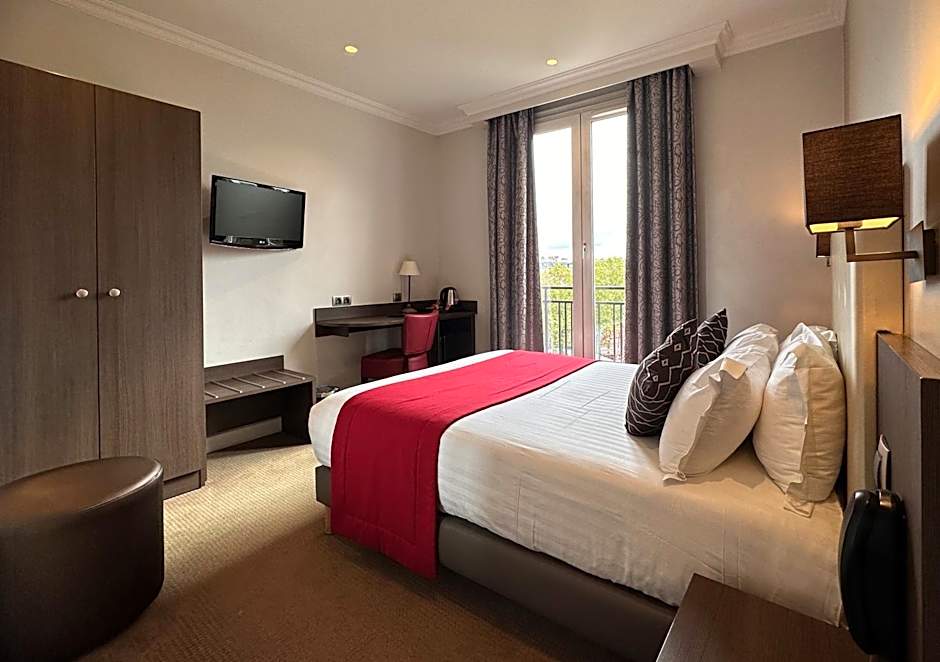 Hotel Du Midi Paris Montparnasse