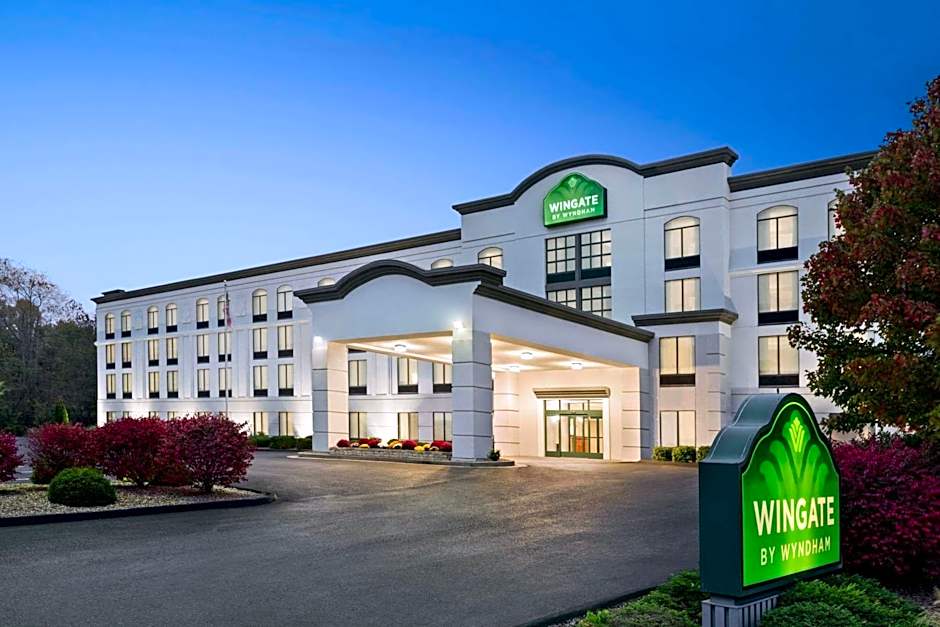 Photo 1 of 49 of Wingate by Wyndham Bridgeport/Clarksburg