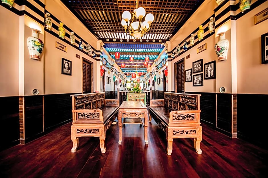Songkhla Tae Raek Antique Hotel