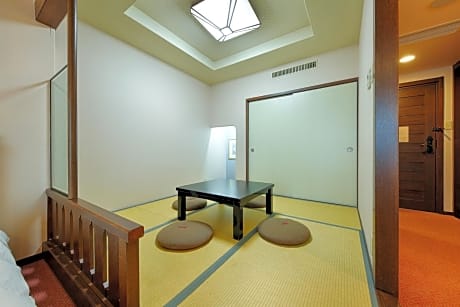 Room with Tatami Area