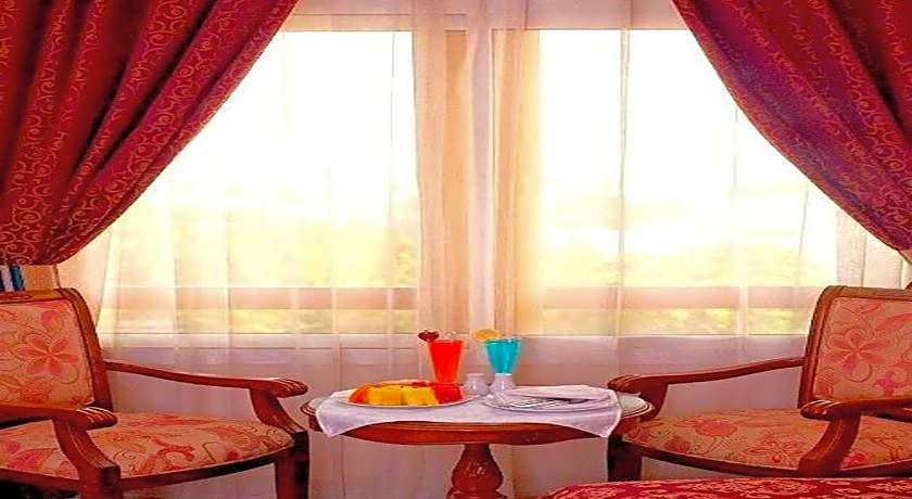 Safeer Hotel Suites