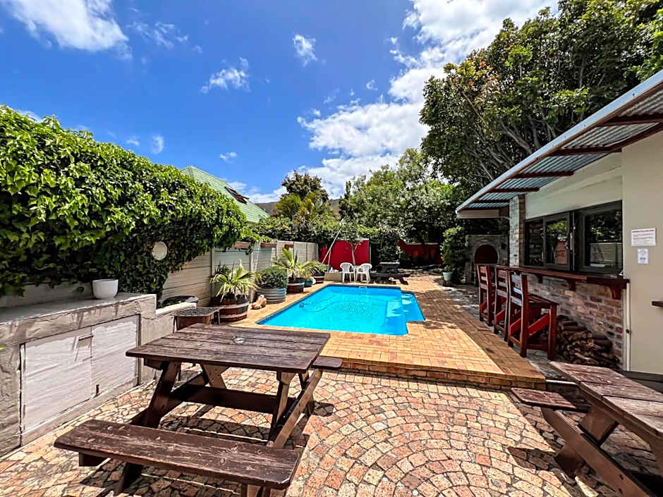 Hermanus Backpackers & Budget Accommodation