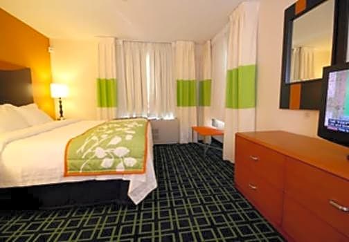 Fairfield Inn and Suites White River Junction