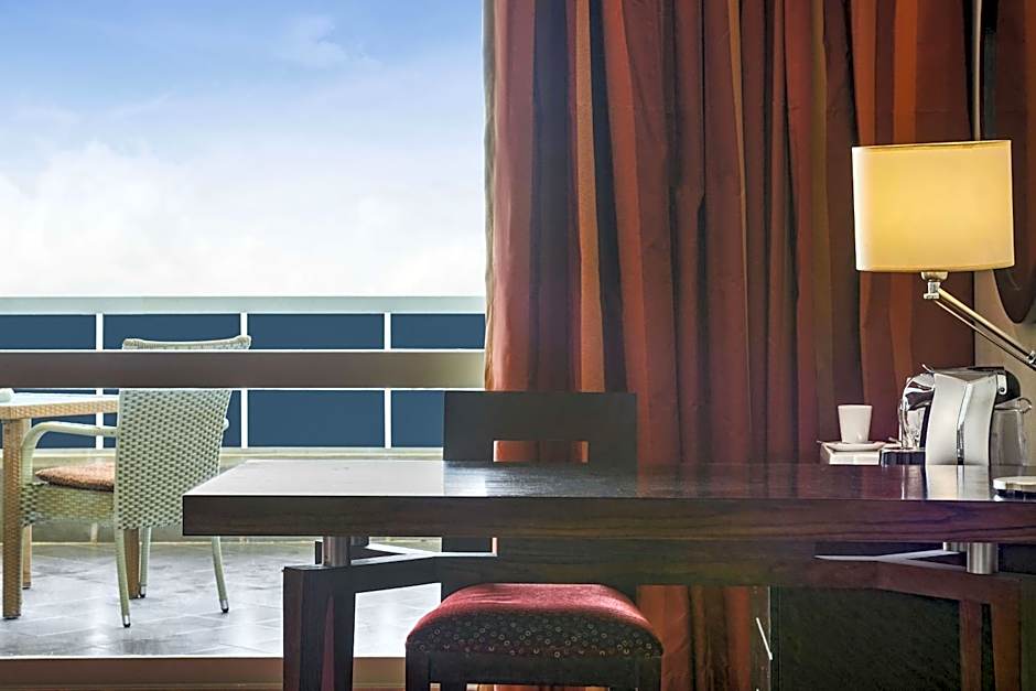 Radisson Blu Hotel & Convention Center, Alexandria