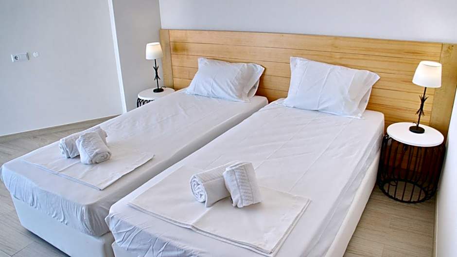 Topcity Hostel & Suites