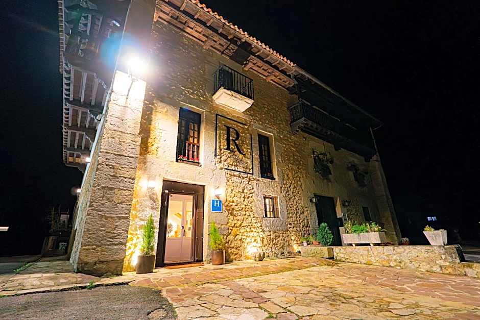 Hotel BESTPRICE Santillana