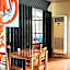 RedDoorz @ 4ks Pension House Bogo City Cebu