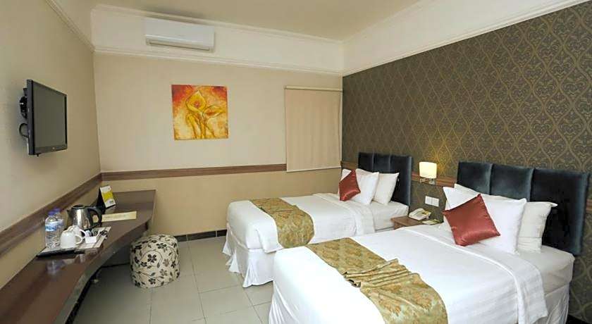 Amarelo Hotel Solo