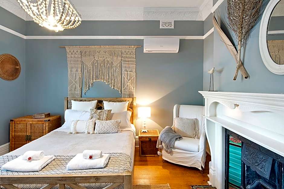 Manly Waves Studios & Apartments