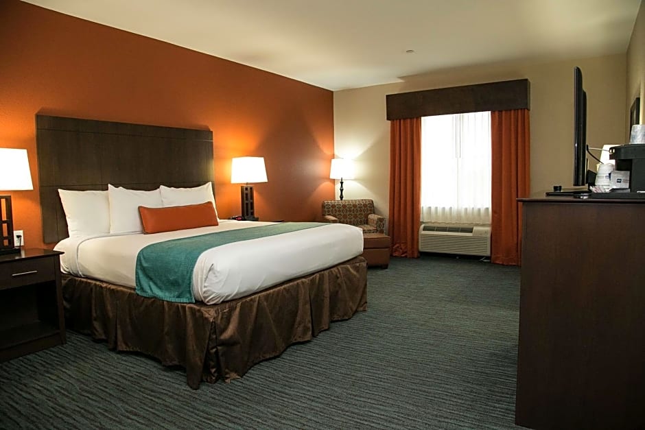 Best Western Plus Longhorn Inn & Suites