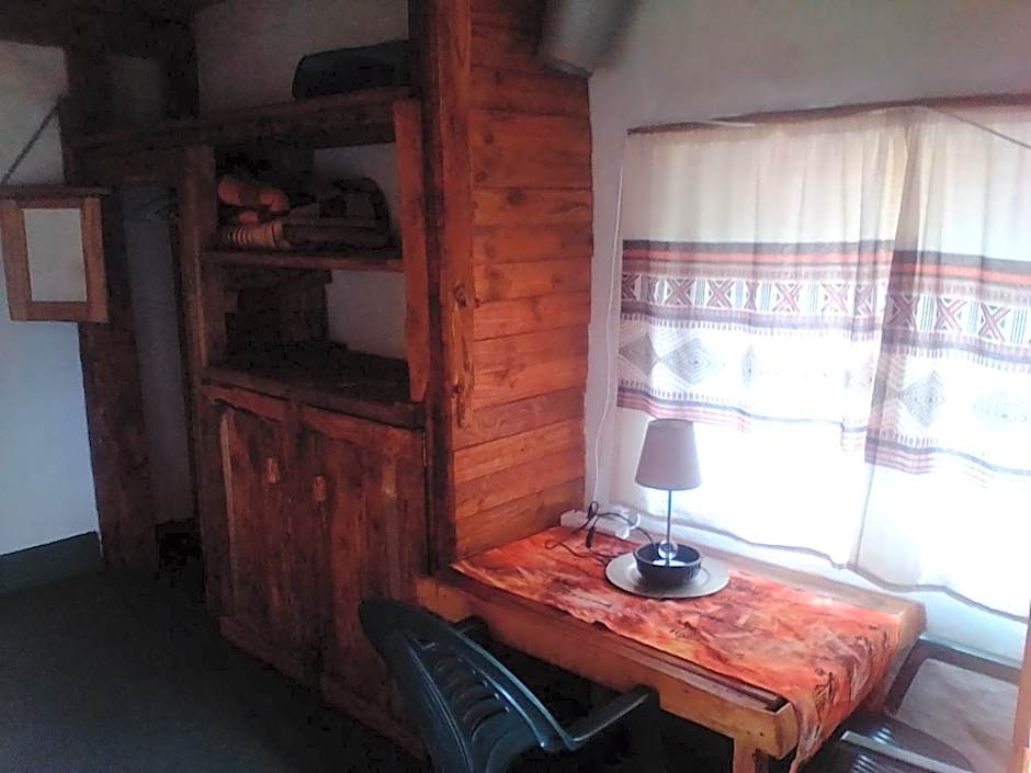 Joy River Backpackers