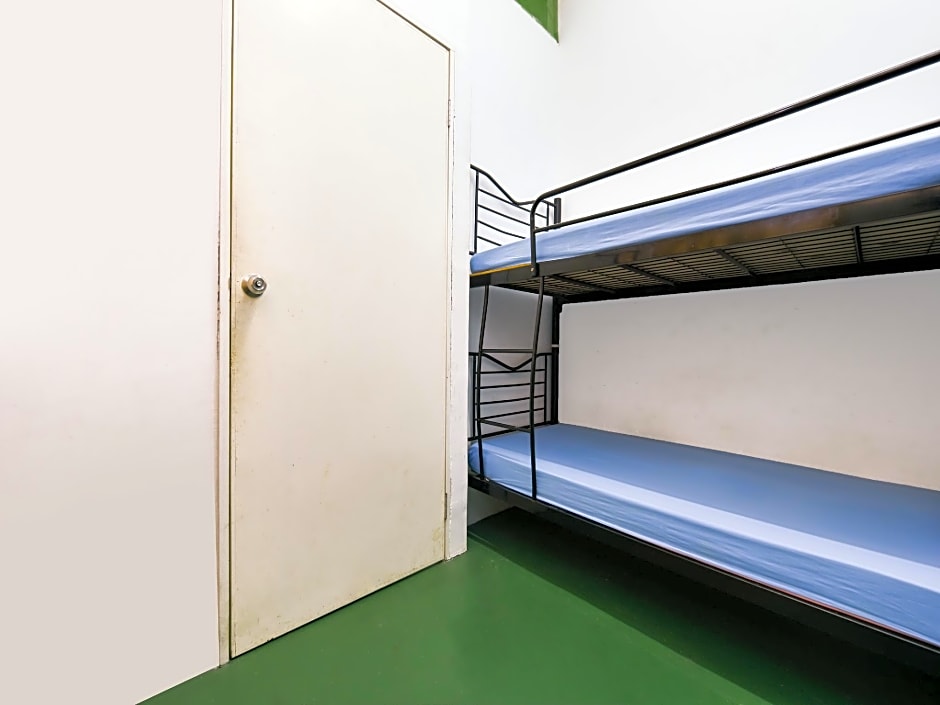 SPOT ON 89872 Kuantan Backpackers