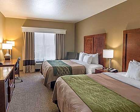 Queen Room with Two Queen Beds - Accessible/Non-Smoking