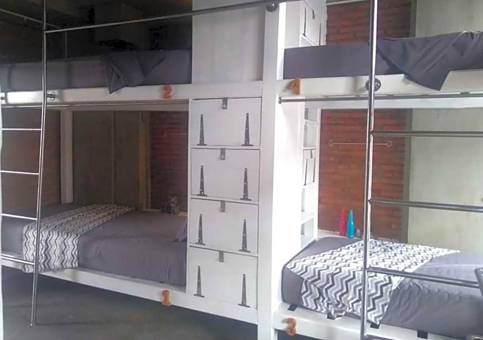 Shelter Hostel Malang