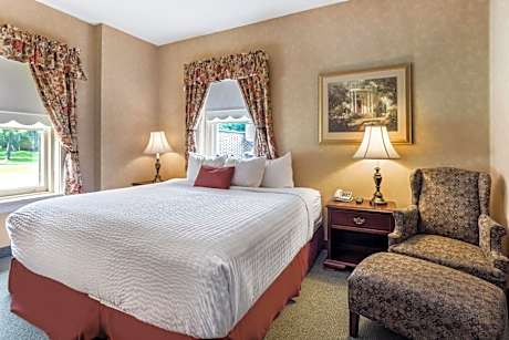 King Room - Accessible/Non-Smoking