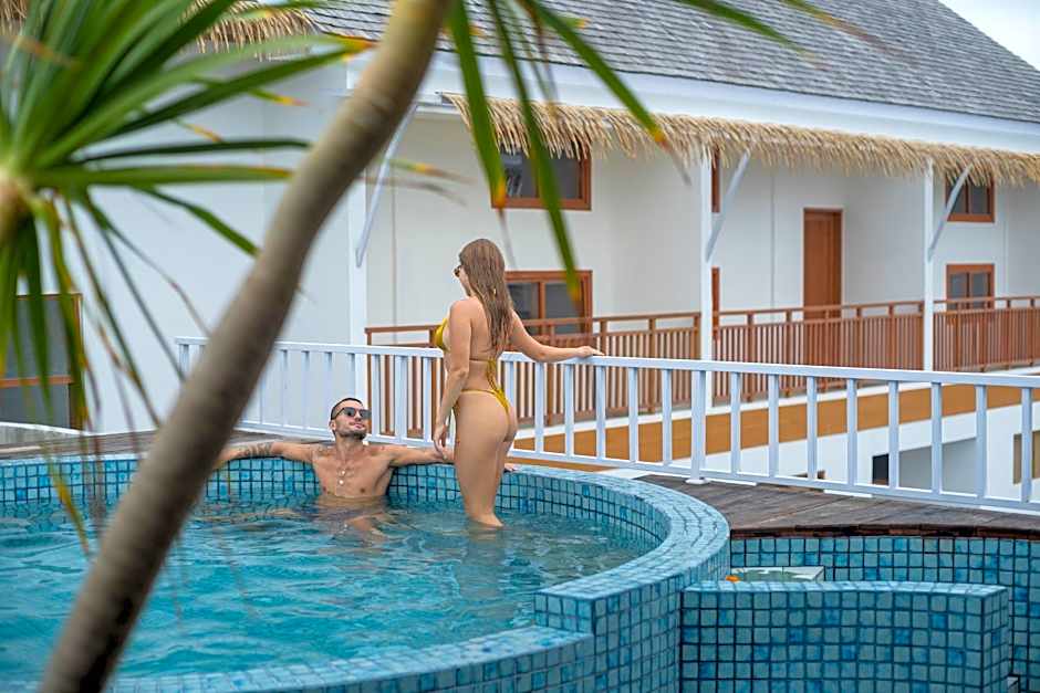 Roomates Surf Camp Canggu by Ini Vie Hospitality