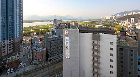 Gupo Brown-Dot Hotel