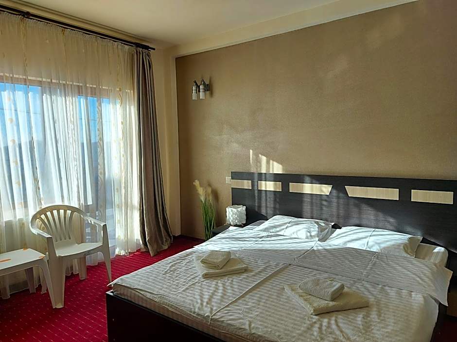 HOTEL CARMINA