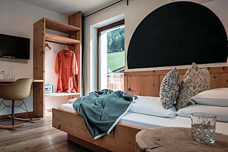 Single Room with Balcony