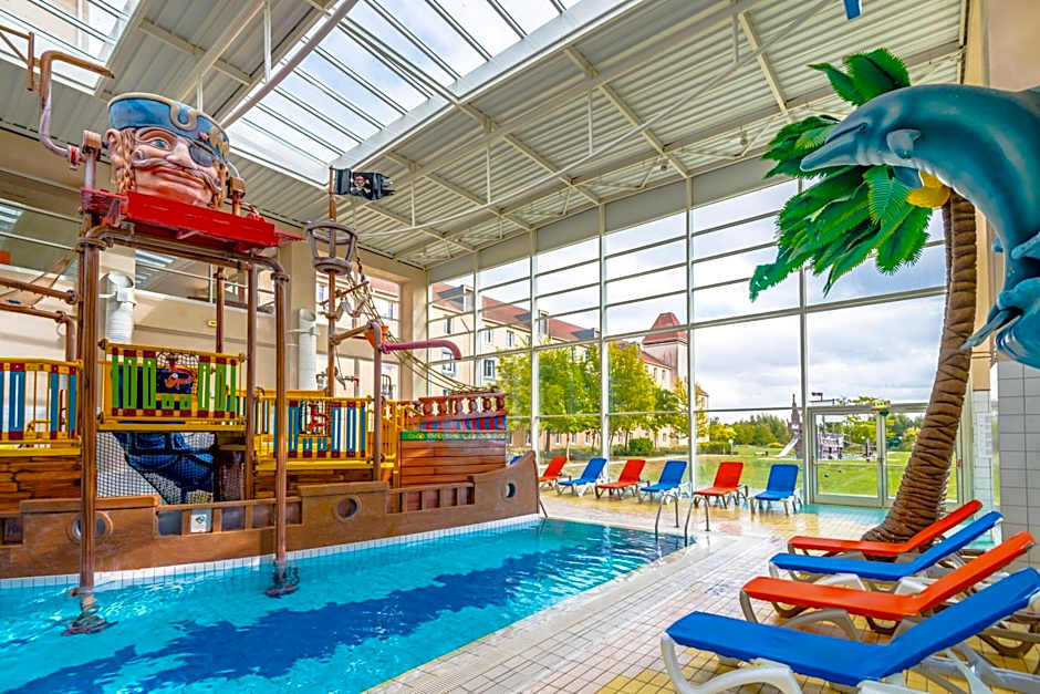 Explorers Hotel At Disneyland Paris