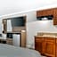 Quality Inn & Suites Beaumont