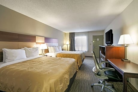 2 Queen Beds, Nonsmoking, Accessible