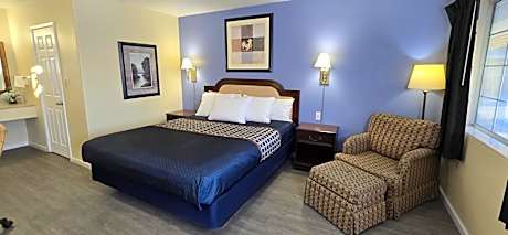 King Room - Non-Smoking