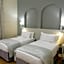 Queen's Hotel by BON Hotels