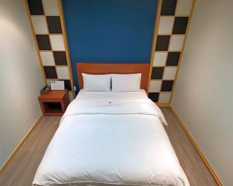 Standard Double Room with Shower