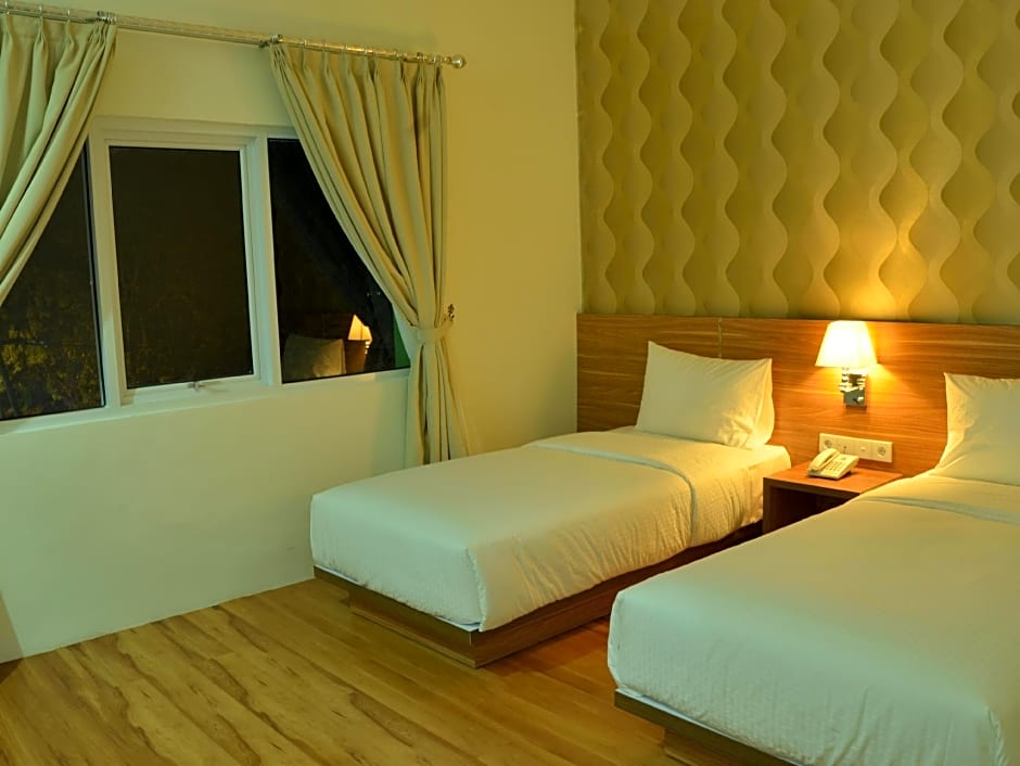 Tanjung Karang Hotel