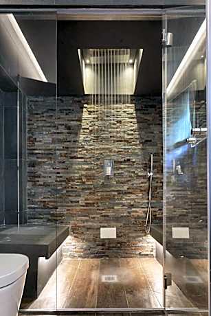 Superior Suite with Private Pool