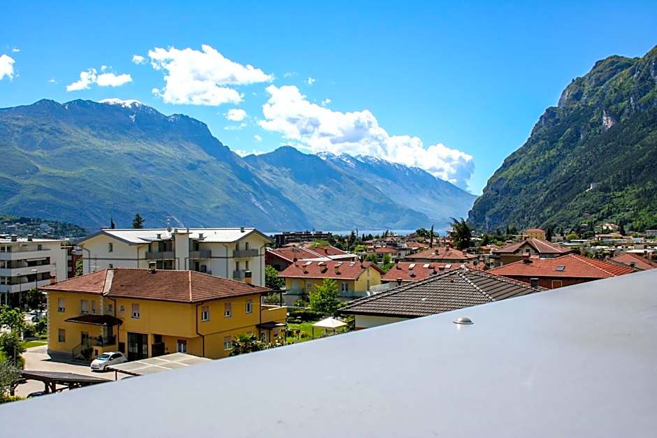 GardaBreak Rooms&Breakfast Holiday Apartments