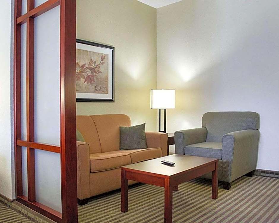 Comfort Suites Greenwood