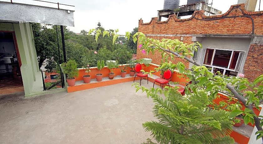 Hotel Backpackers Inn