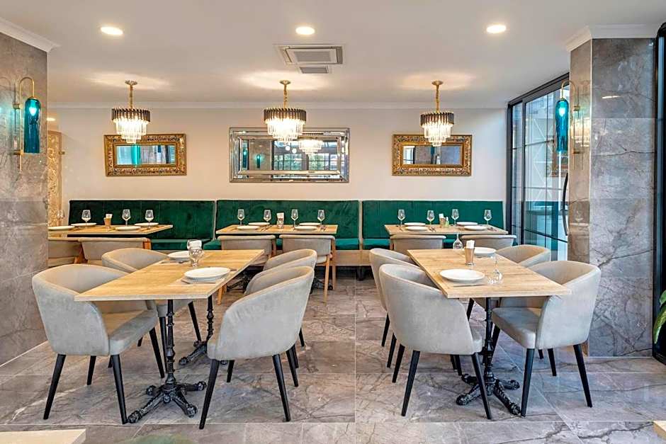 LAGUN CASTLE HOTEL&SPA