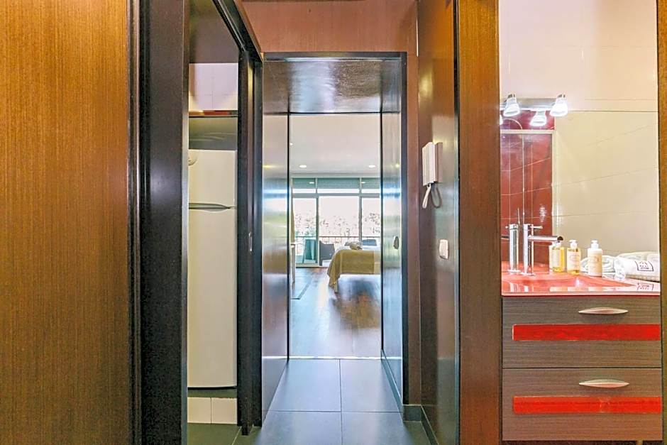 Rent4Rest Estoril Beachfront Apartments